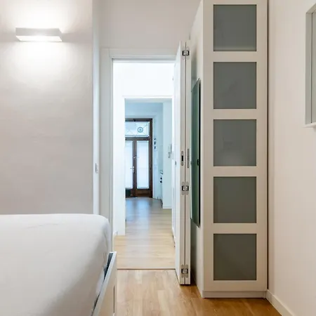 Apartment Quiet Two-room A Few Steps From Mm Ptvenezia *