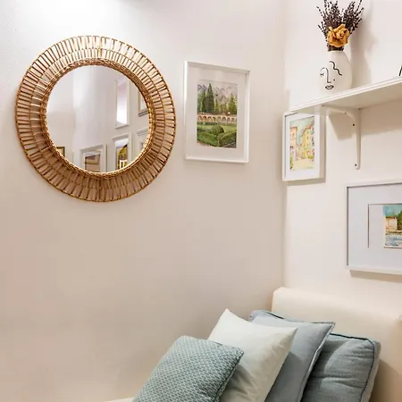 Apartment Quiet Two-room A Few Steps From Mm Ptvenezia