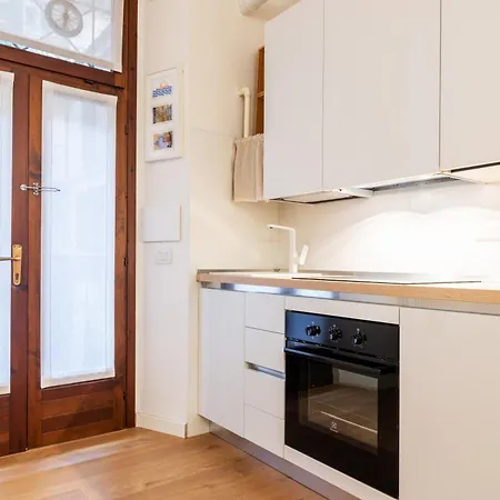 Appartement Quiet Two-room A Few Steps From Mm Ptvenezia Milan